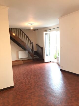  Maison à louer 6 pièces 145 m²