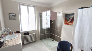  Maison à vendre 10 pièces 251 m²