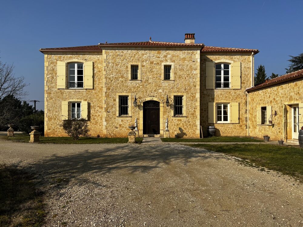 Vente Maison Maison de Maître sur 5 Hectares de terrain Puy l eveque