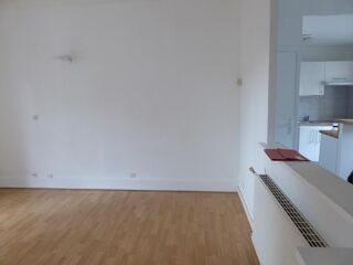  Appartement à louer 1 pièce 49 m²