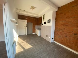  Appartement à louer 2 pièces 32 m²