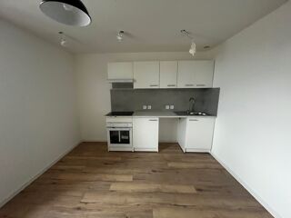  Appartement à louer 3 pièces 58 m²