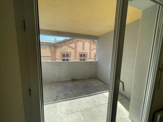  Appartement à louer 3 pièces 68 m²