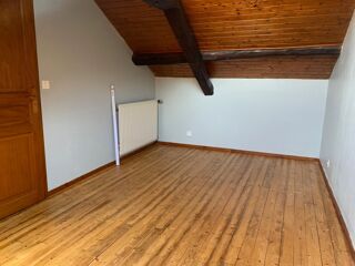  Appartement à louer 4 pièces 73 m²