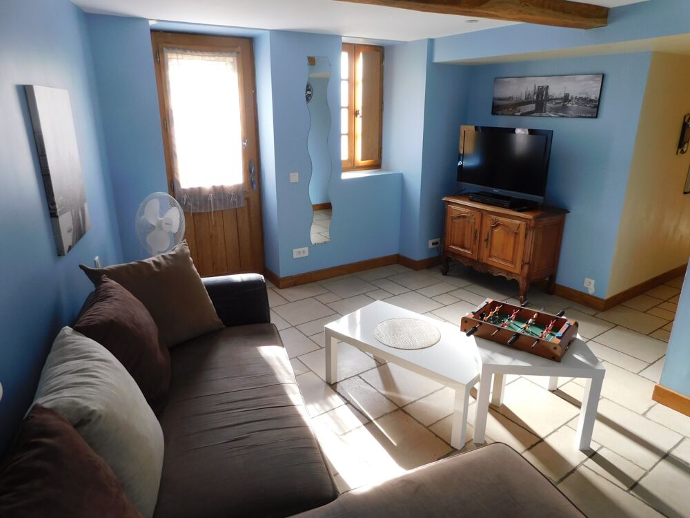 Propriété en pierre avec gîte, grange et piscine