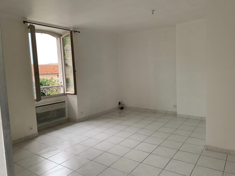 Location Appartement Appartement T2 dans le centre de Castelfranc Castelfranc