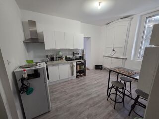  Immeuble à vendre 14 pièces 309 m²
