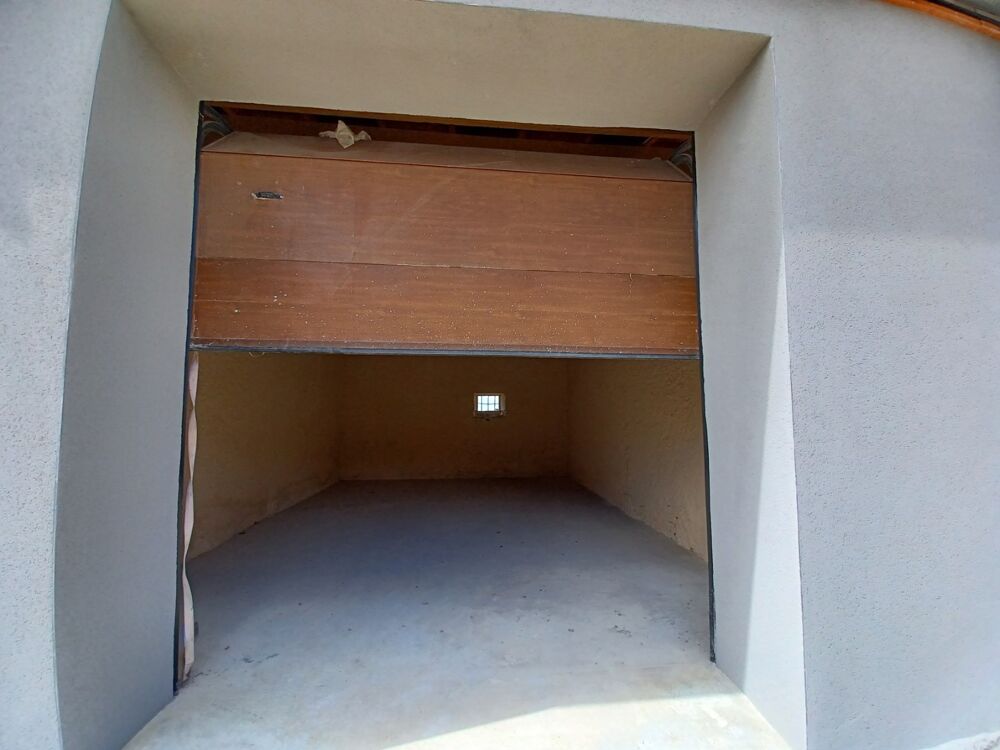   Entrepôt agricole / Stockage / Garage 