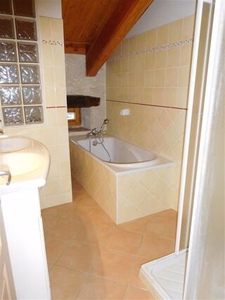  Maison à louer 3 pièces 118 m²