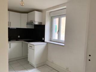  Appartement à louer 2 pièces 38 m² Castelfranc