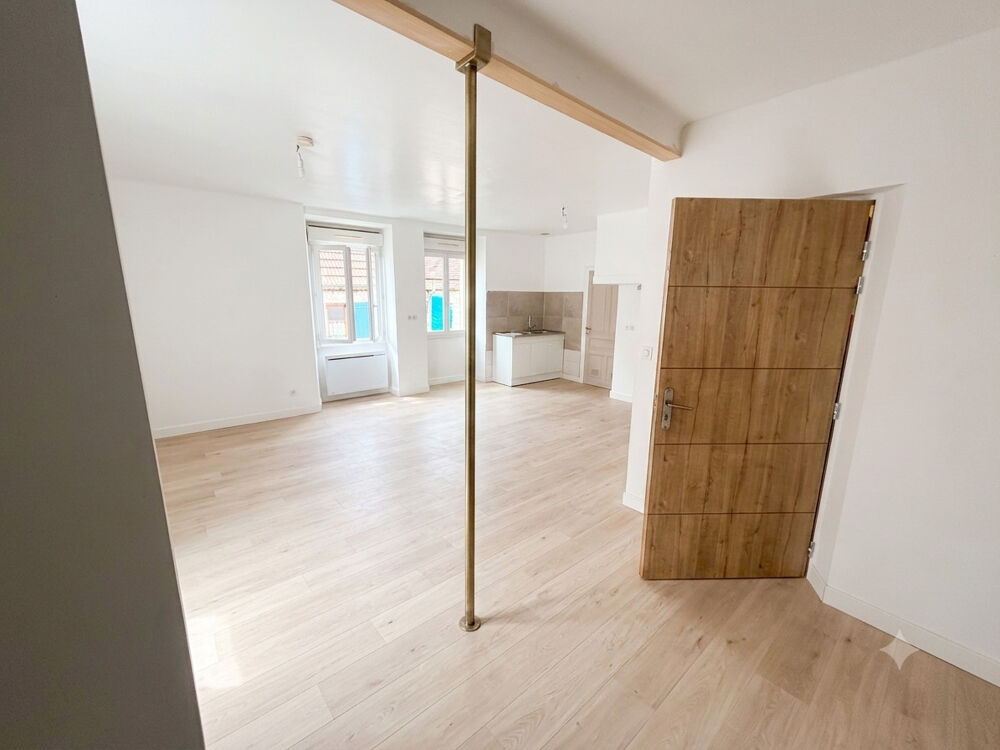 Location Appartement T3 RENOVÉ DE 61 M² ? PLEIN C?UR DE GRAMAT Gramat