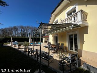  Maison à vendre 10 pièces 313 m²