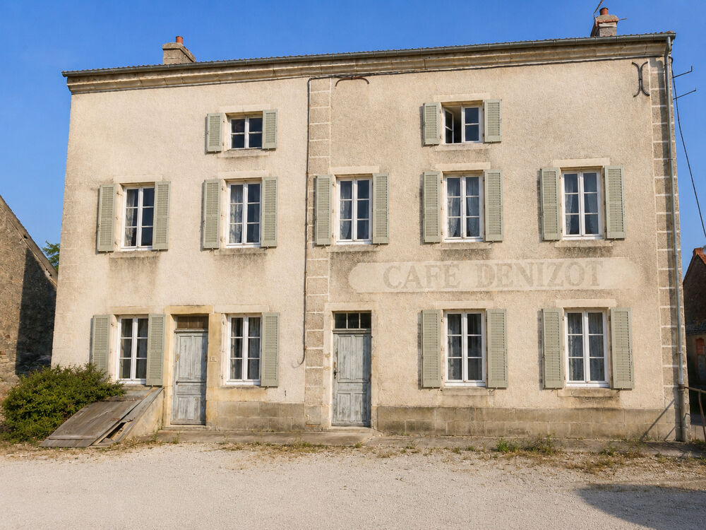 Appartement 15 pièces · à Bragny sur Saone · 120 000 €