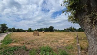  Terrain à vendre 1676 m²