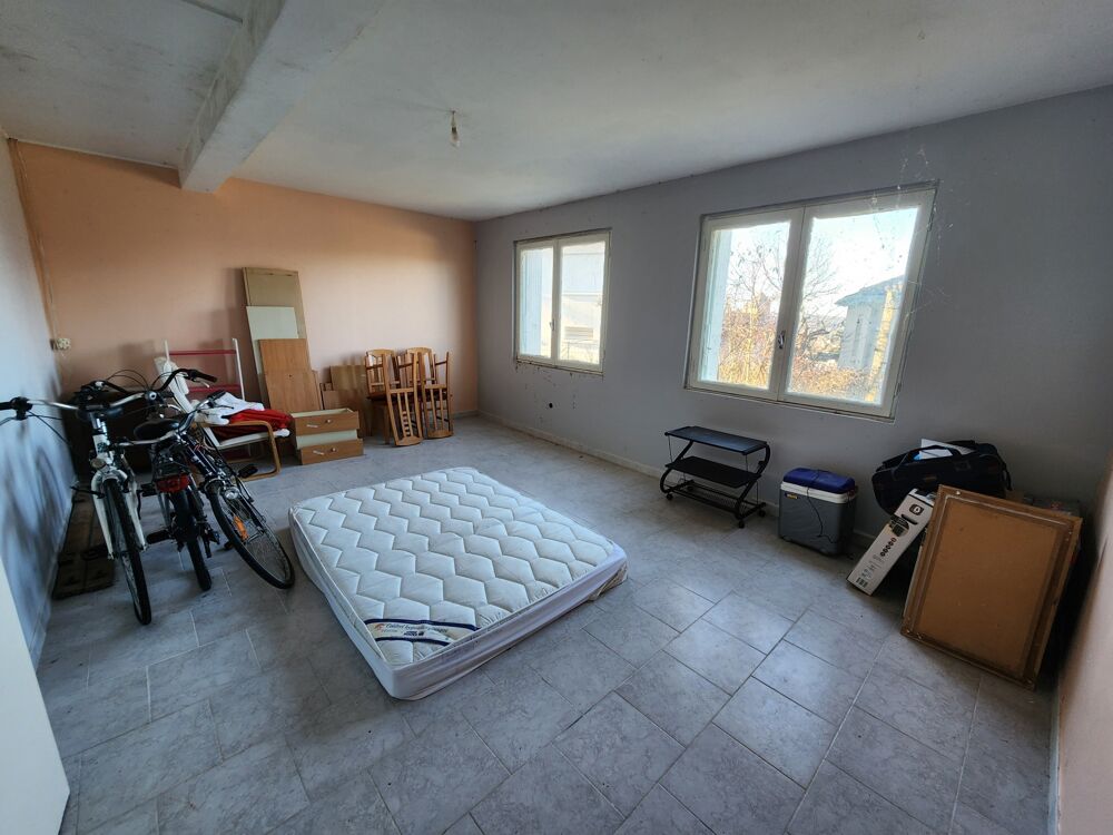 Maison 6 pièces sur les hauteurs de Puy-l'Évêque