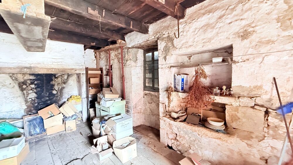 Vente Maison Petite maison de village à rénover Thegra