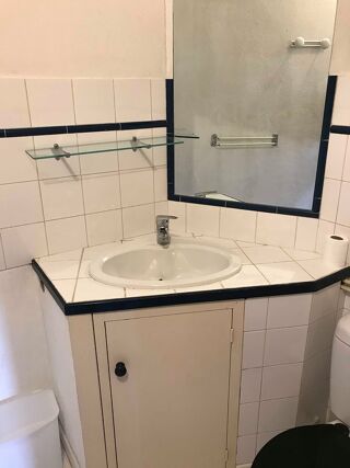  Appartement à louer 1 pièce 25 m²