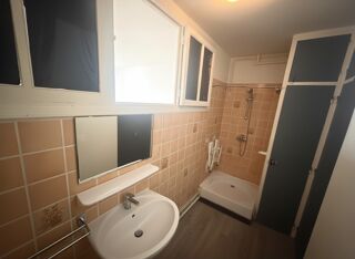  Appartement à louer 2 pièces 52 m²