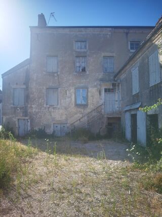 Vente Maison Ancienne bâtisse a fort potentiel Bragny sur saone