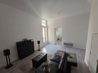  Immeuble à vendre 14 pièces 309 m²