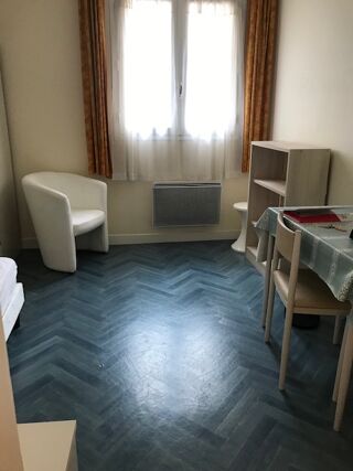  Appartement à louer 1 pièce 17 m²