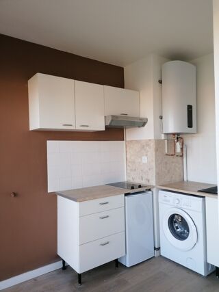 Appartement à louer 1 pièce 27 m²