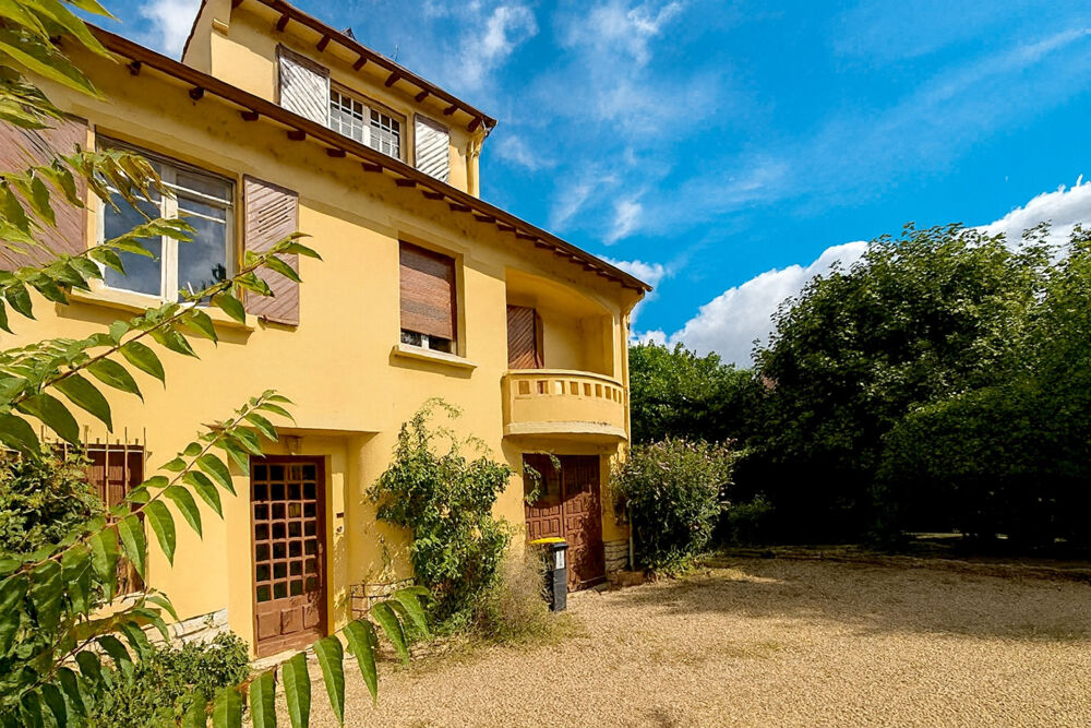 Maison 10 pièces 230 m² · à Verdun sur le Doubs · 230 m² · 162 000 €