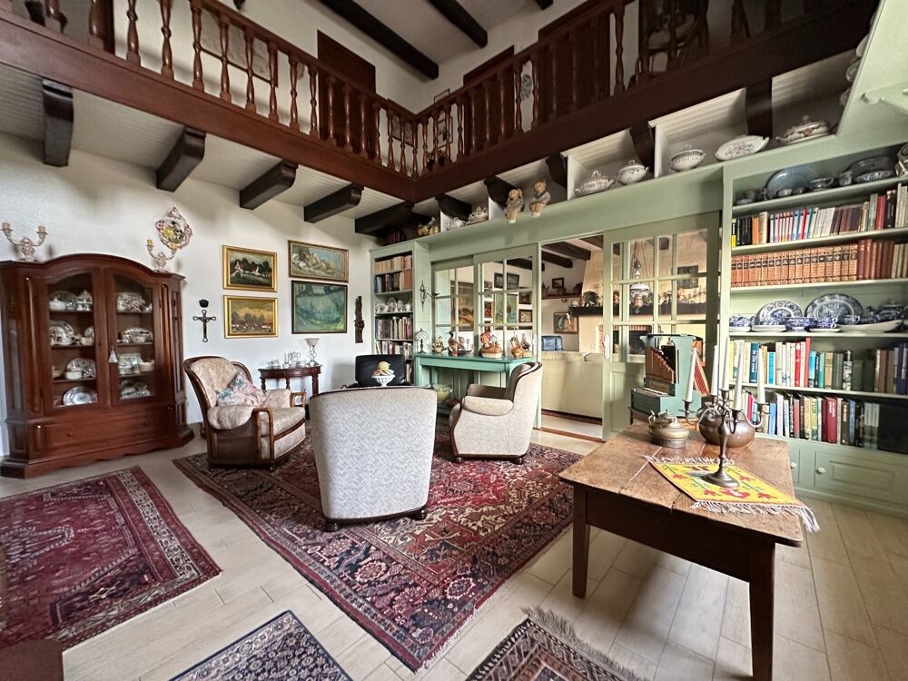 Maison familiale en pierre avec vue dégagée