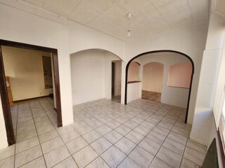 Vente Immeuble Immeuble composé d'un local et d'un appartement à rénover Villefranche du perigord