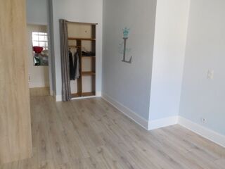  Appartement à louer 3 pièces 64 m²