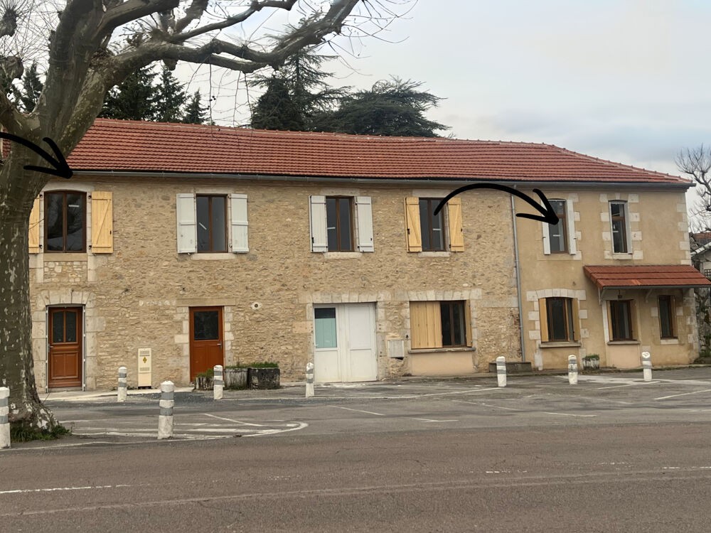Appartement T3 au 1 er étage -Plein centre de Gramat
