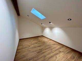  Maison à louer 5 pièces 130 m²
