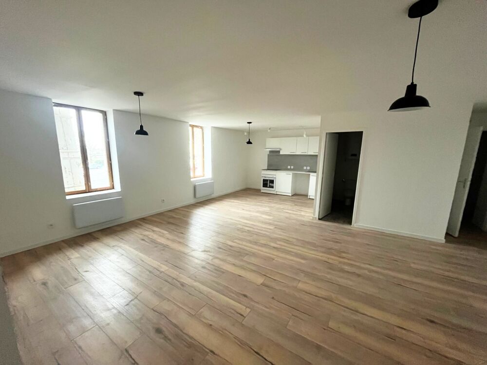 Appartement T3 au RDC -Plein centre de Gramat
