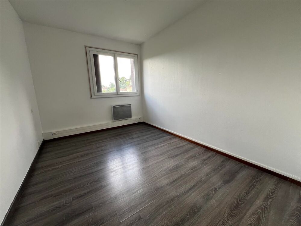 Vente Appartement APPARTEMENT T4 avec balcon parking, cave et ascenceur. Cahors