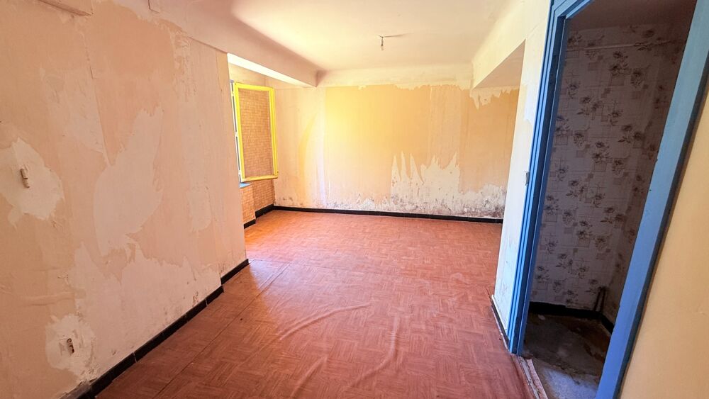 MAISON DEUX LOGEMENTS A RENOVER