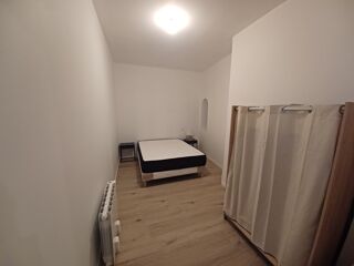  Appartement à louer 2 pièces 80 m²