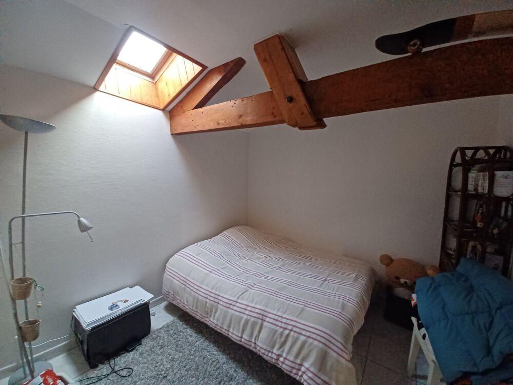 Location Appartement Appartement T4 dans le centre du village Douelle
