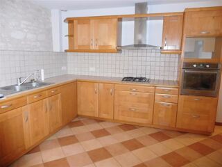  Maison à louer 3 pièces 118 m²
