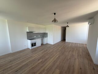  Appartement à louer 3 pièces 59 m²