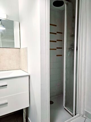  Appartement à louer 2 pièces 34 m²