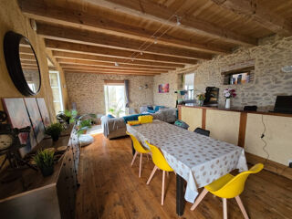  Maison à vendre 10 pièces 222 m²