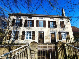  Maison  vendre 9 pices 276 m