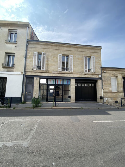 A louer local commercial de 97 m2 1610 33000 Bordeaux