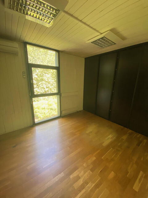 Bureaux à louer 55 m2 divisible   Mérignac secteur Pin Galant / Aéroport 526 33700 Merignac