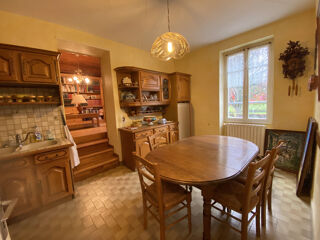  Maison  vendre 15 + pices 250 m