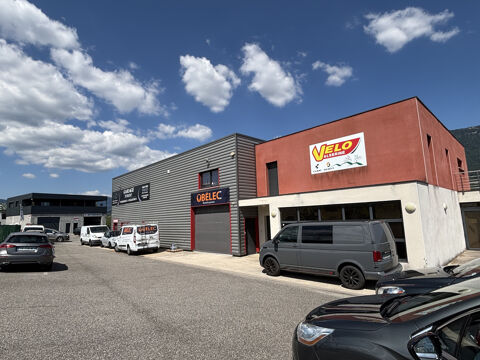 b&acirc;timent commercial et industriel compos&eacute; de 3 cellules et un appartement &agrave; Valserh&ocirc;ne 750000 01200 Valserhone