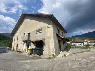  Immeuble � vendre 11 pi�ces 296 m�