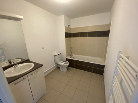  Appartement � louer 3 pi�ces 64 m�