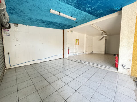   Local commercial de 24.6m2 avec 12m' de terrasse fusionnable (49.2m2)à Portiragnes, 2e ligne mer ! 