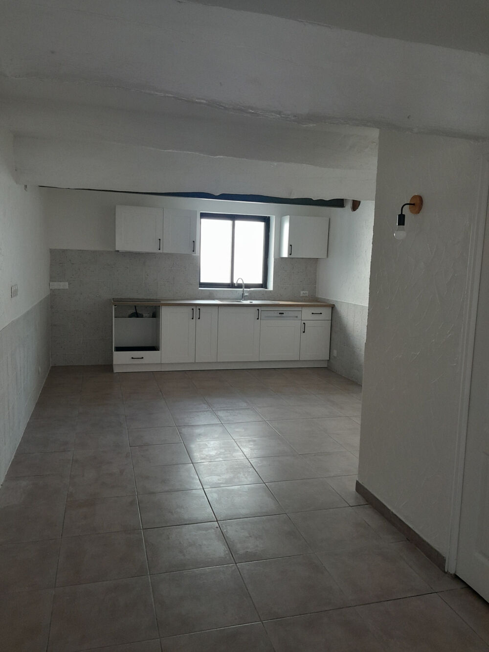 MAISON DE VILLAGE RENOVEE